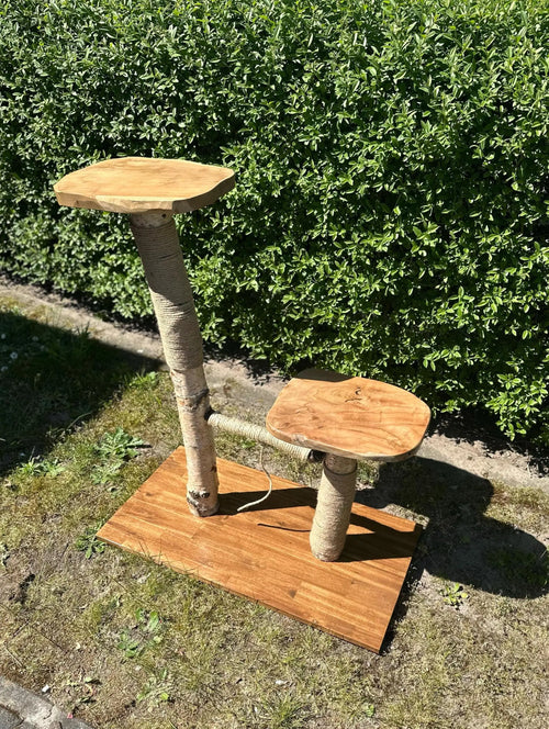 Kratzbaum "Emma" mit 2 Liegeflächen – 80-90 cm hoch – stabil & modern – Katzenmöbel für große u. kleine Katzen – Kratzsäule aus Natur-Sisal Bunterkopf